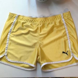 Girls Medium Puma Workout Shorts